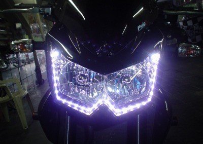 Kawasaki Z750 – Farol com Ledstrip