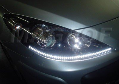Peugeot 307 – Farol com Angel Eyes