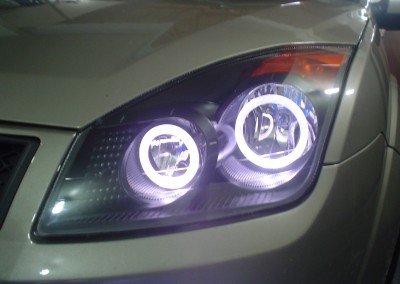 Fiesta –  Farol com Angel Eyes de Acrilico.