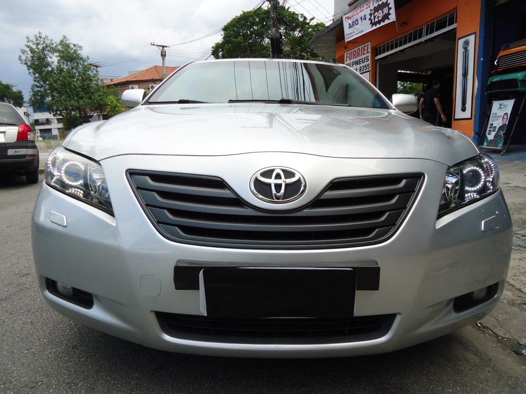 Toyota Camry (Frontal)