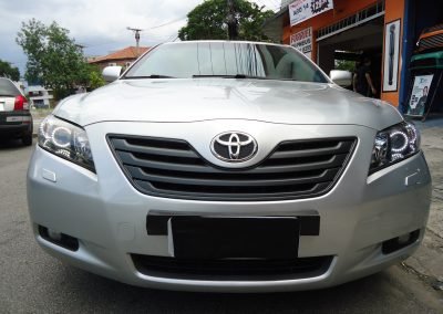 Toyota Camry (Frontal)