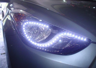 Elantra – Farol com Ledstrip