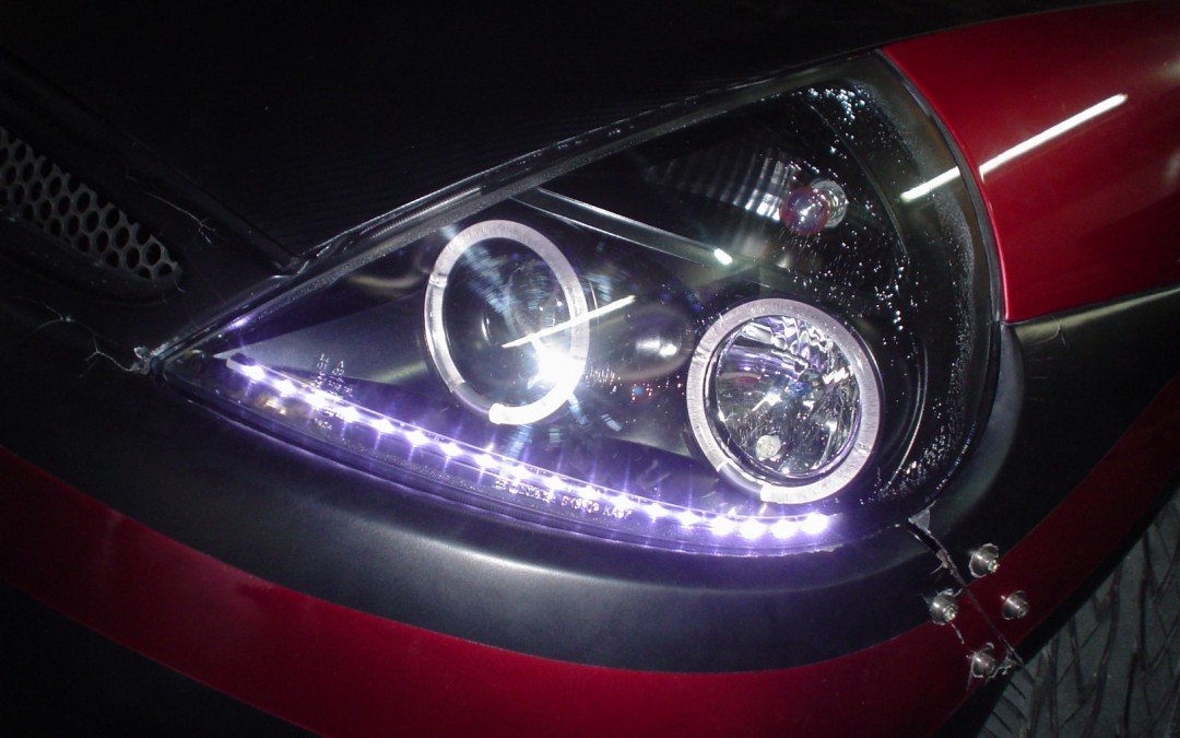 Ford KA – Farol com Ledstrip