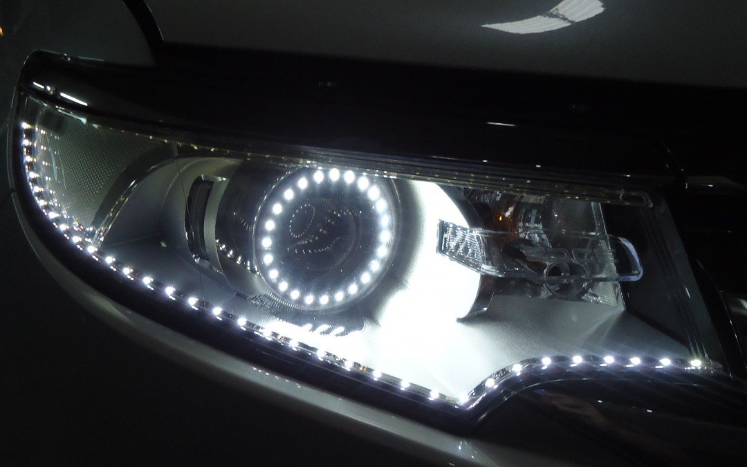 Ford Edge – Farol Angel Eyes com Ledstrip