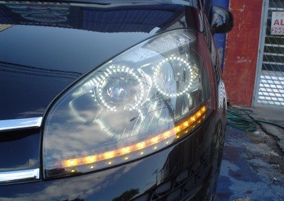 Citroen C4 – Farol Angel Eyes